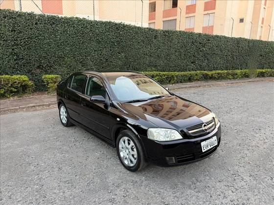 CHEVROLET ASTRA 2.0 MPFI ADVANTAGE 8V FLEX 4P MANUAL CHEVROLET ASTRA 2.0 MPFI ADVANTAGE 8V FLEX 4P MANUAL